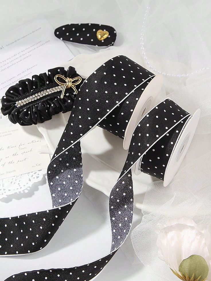 روبان های خالدار